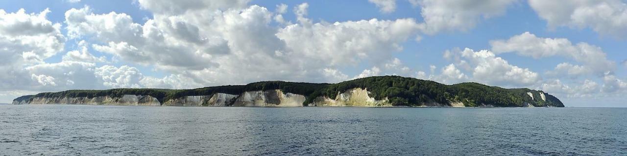 Bienenhaus Holiday home Sassnitz